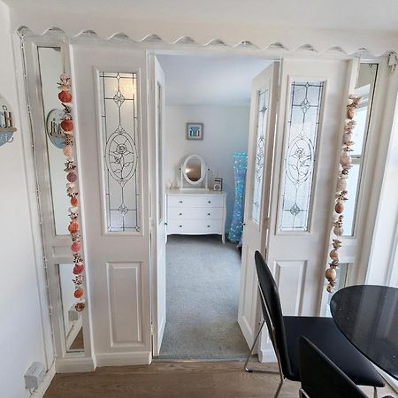 Harbour Steps - Torquay Luxury Apartment - Balcony, Free Parking, Netflix & Wifi Buitenkant foto